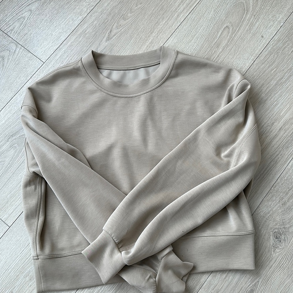 Lululemon crop crewneck sweatshirt
